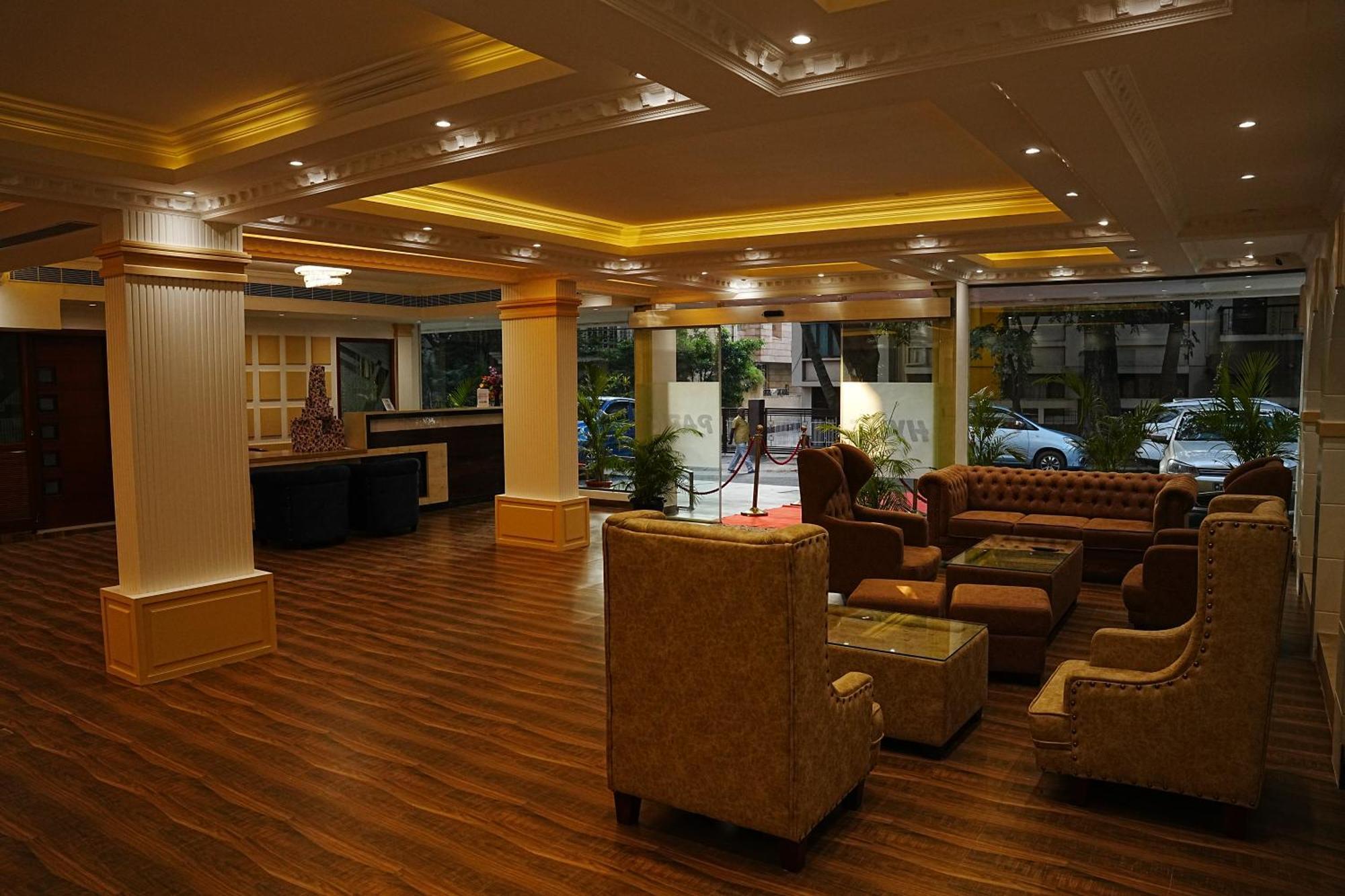 เดอะเชฟรอน ออร์ชาร์ด Hotel บังกาลอร์ ภายนอก รูปภาพ